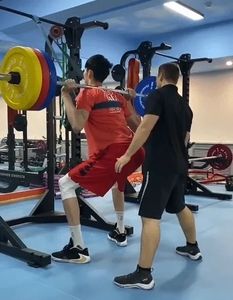 为什么我的篮球罚球总是不进?_1